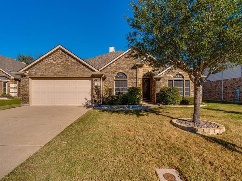 1304 Bankston Lane, Mansfield, TX 76063