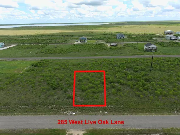 285 West Live Oak Ln, Rockport(holiday Beach), TX 78382