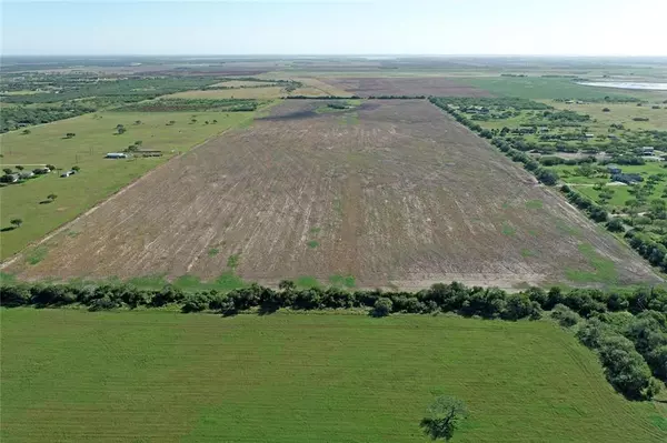 10 CR 2215, Kingsville, TX 78363