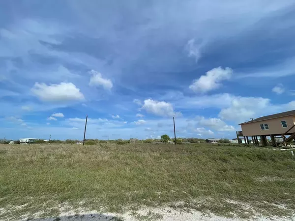 9 BAYVIEW LOOP, Rockport, TX 78382