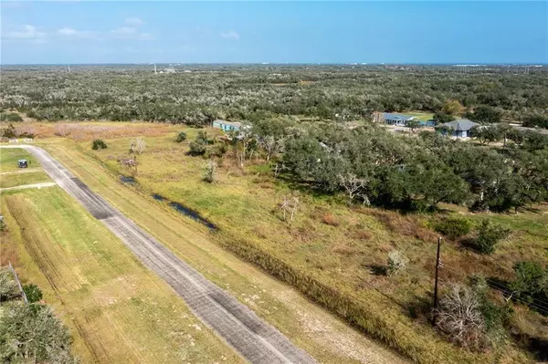 816 N Traylor Ave #Lot 27, Rockport, TX 78382