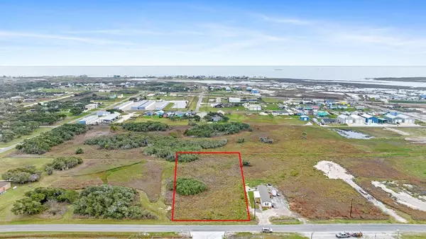 1904 Hardee, Rockport, TX 78382