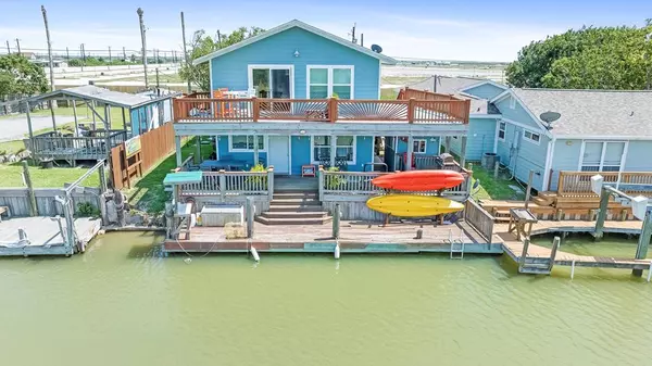 812 Rattlesnake Point Road, Rockport, TX 78382