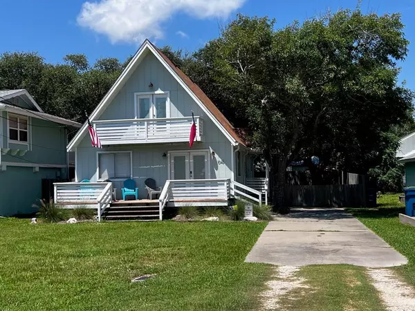 Rockport, TX 78382,1045 N Austin