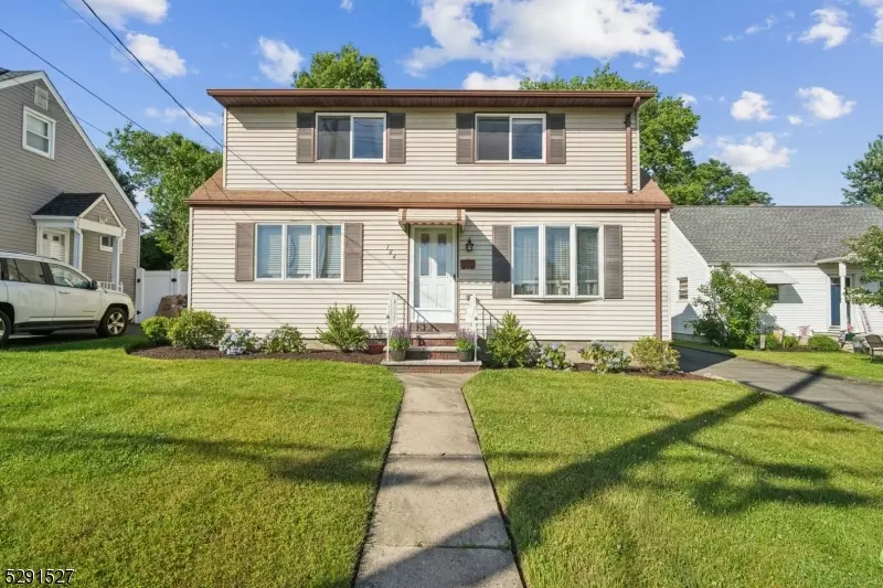 184 Bogert St, Totowa Boro, NJ 07512