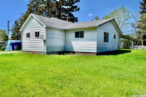 17 Eichhorst STREET, Redvers, SK S0C 2H0