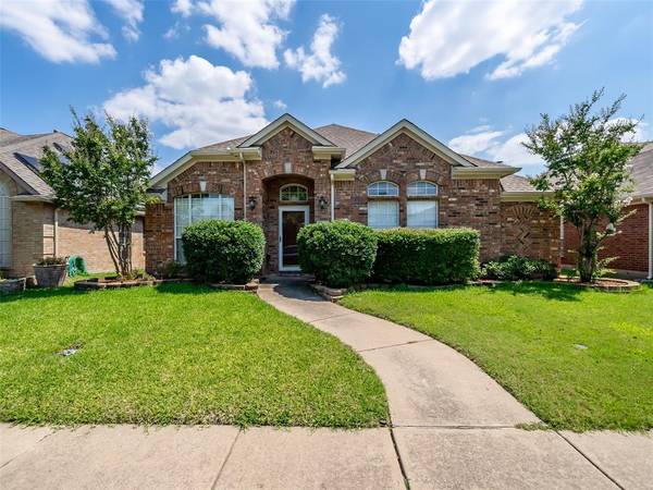 5021 Crossvine Lane, Mckinney, TX 75070