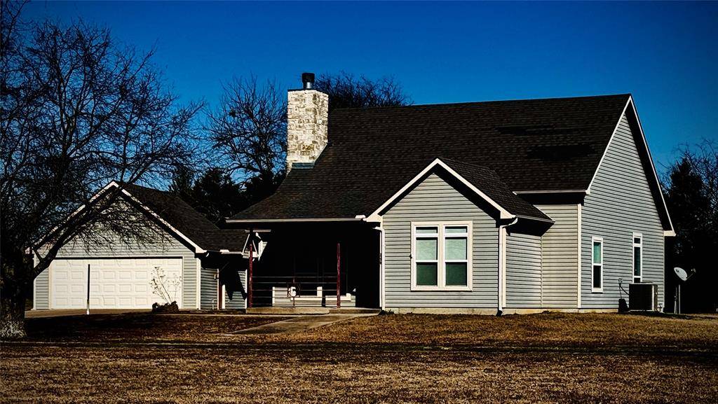 2379 Fm 1563, Wolfe City, TX 75496