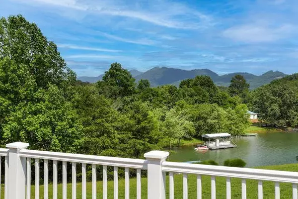 Hiawassee, GA 30546,861 GINGER LANE