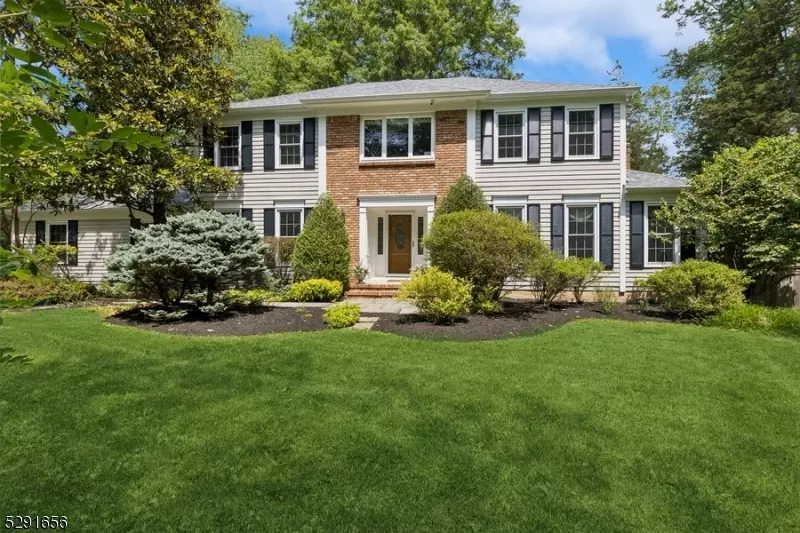 113 Berkeley Cir, Bernards Twp., NJ 07920