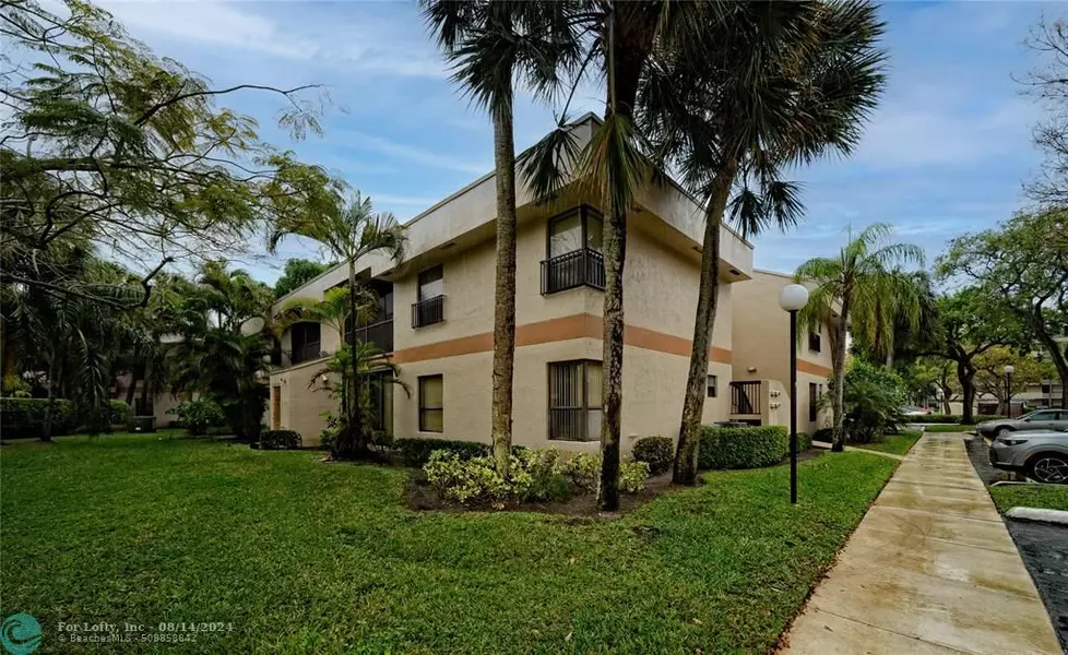 2812 Carambola Cir  #1984, Pompano Beach, FL 33066