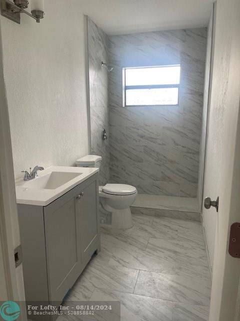 Hollywood, FL 33023,4100 SW 19th St  #2