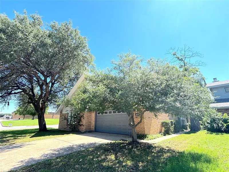 3010 Carolyn Court, Bedford, TX 76021