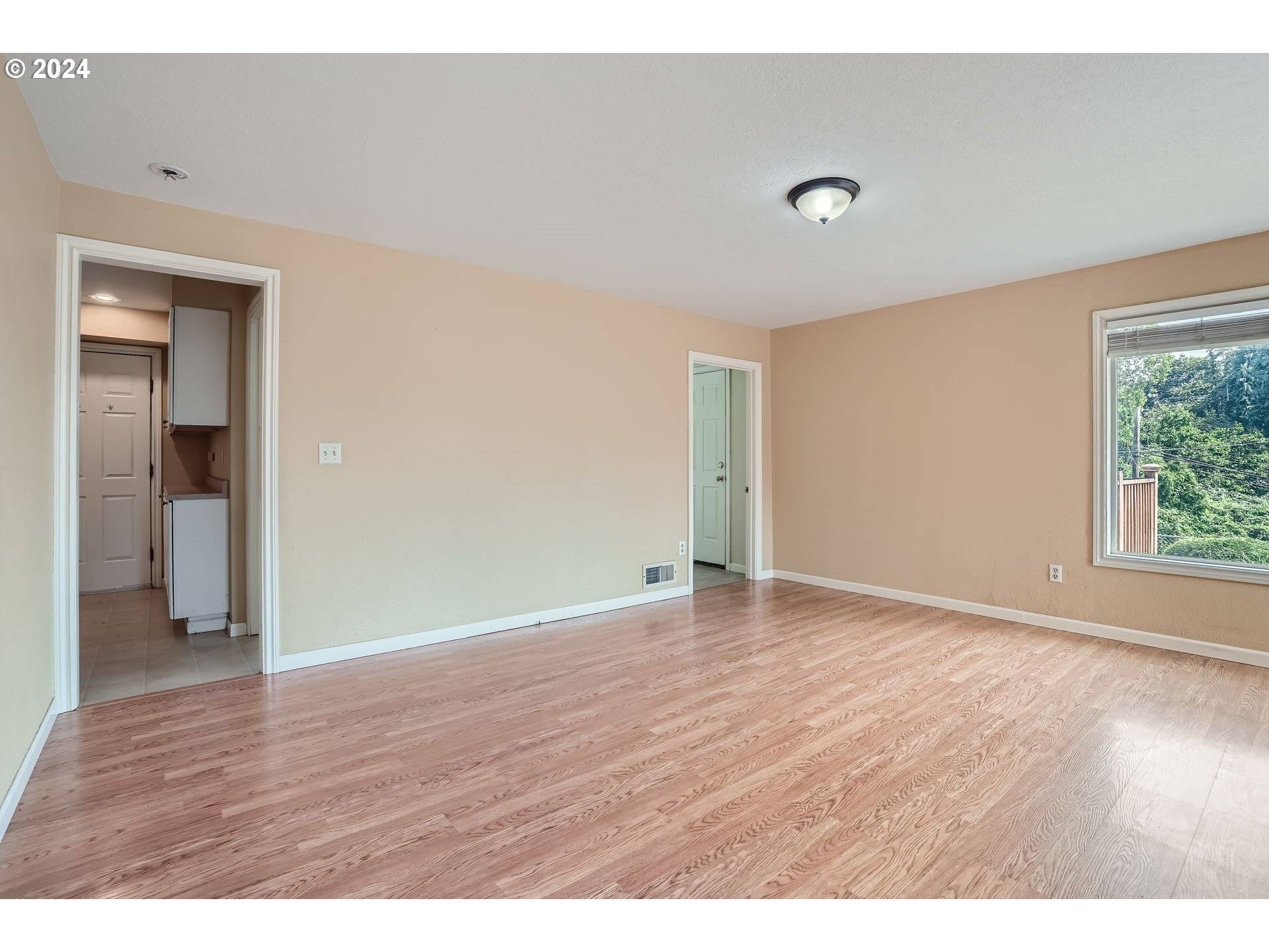 Camas, WA 98607,431 NE 13TH AVE