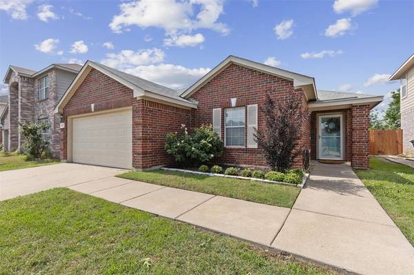 3537 Silverado Trail, Fort Worth, TX 76262