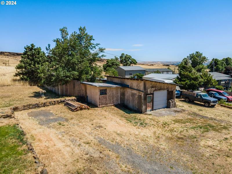 Beech ST, Lyle, WA 98635