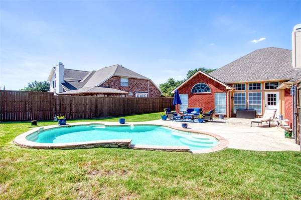 4513 Lake Ridge Drive,  The Colony,  TX 75056