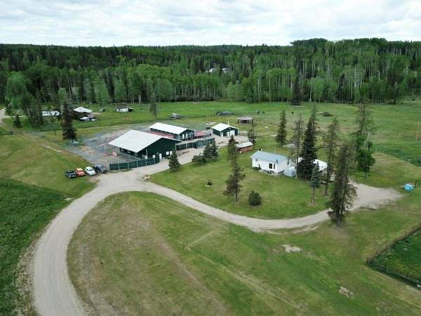 52510 Anderson RD, Rural Yellowhead County, AB T7E 1T9