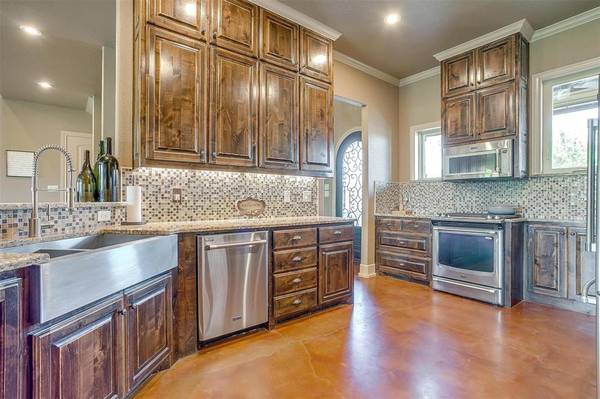 Strawn, TX 76475,1083 Antler Drive