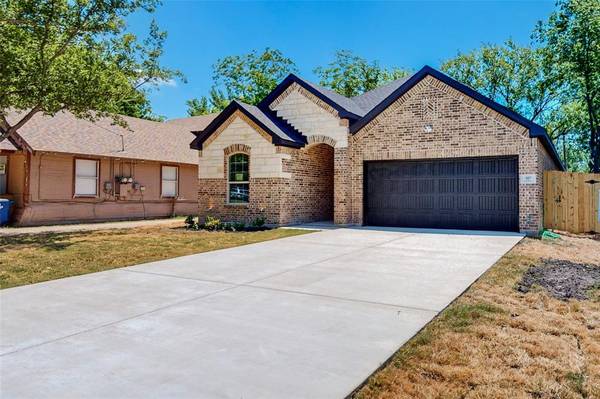 Ennis, TX 75119,307 W Waco Street W