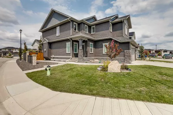 Airdrie, AB T4B 3W7,245 Bayside LOOP SW