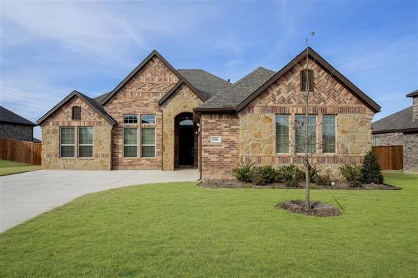 604 Ranchwood, Justin, TX 76247