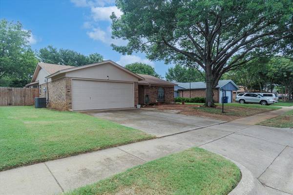 Crowley, TX 76036,113 Chapman Street