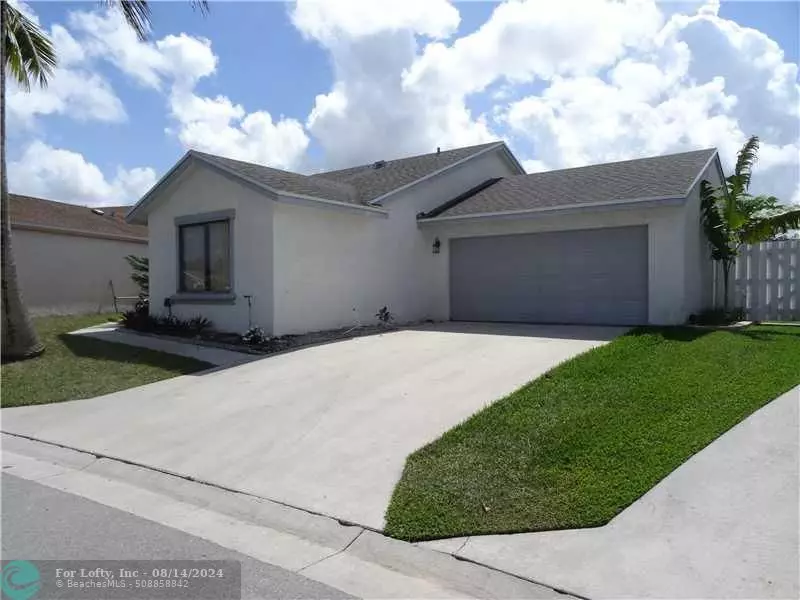 21613 YELLOWSTONE PARK DR, Boca Raton, FL 33428