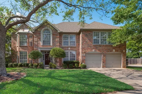 2604 Valleywood Drive, Grapevine, TX 76051