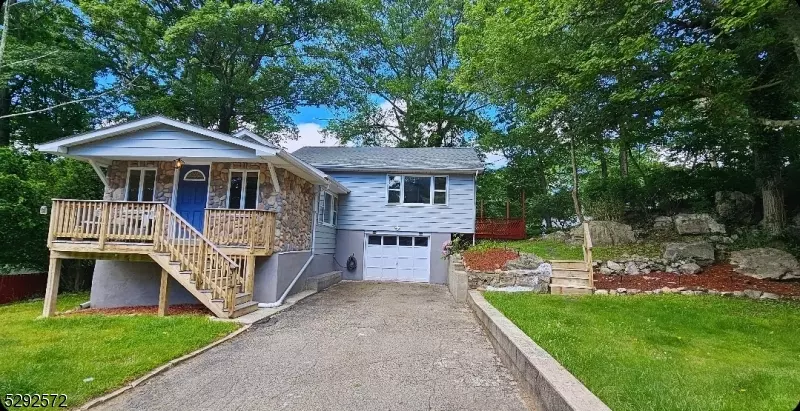 Hopatcong Boro, NJ 07843,340 Elmira Trl