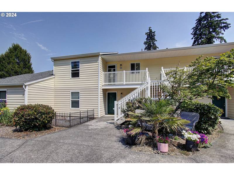 13216 NE SALMON CREEK AVE #G2, Vancouver, WA 98686