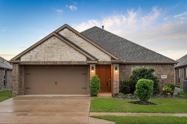 2632 Ainsworth Road, Aubrey, TX 76227