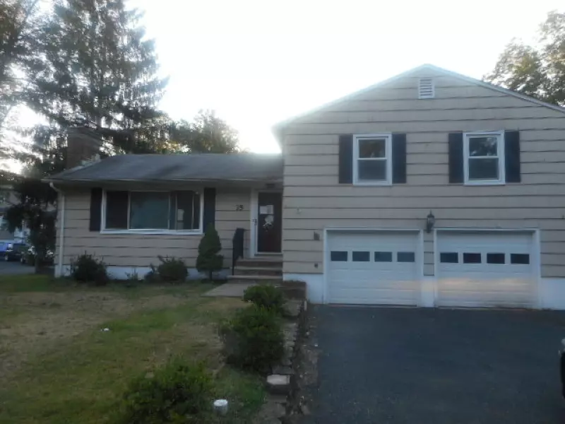 35 Livingston Ave, New Providence Boro, NJ 07974