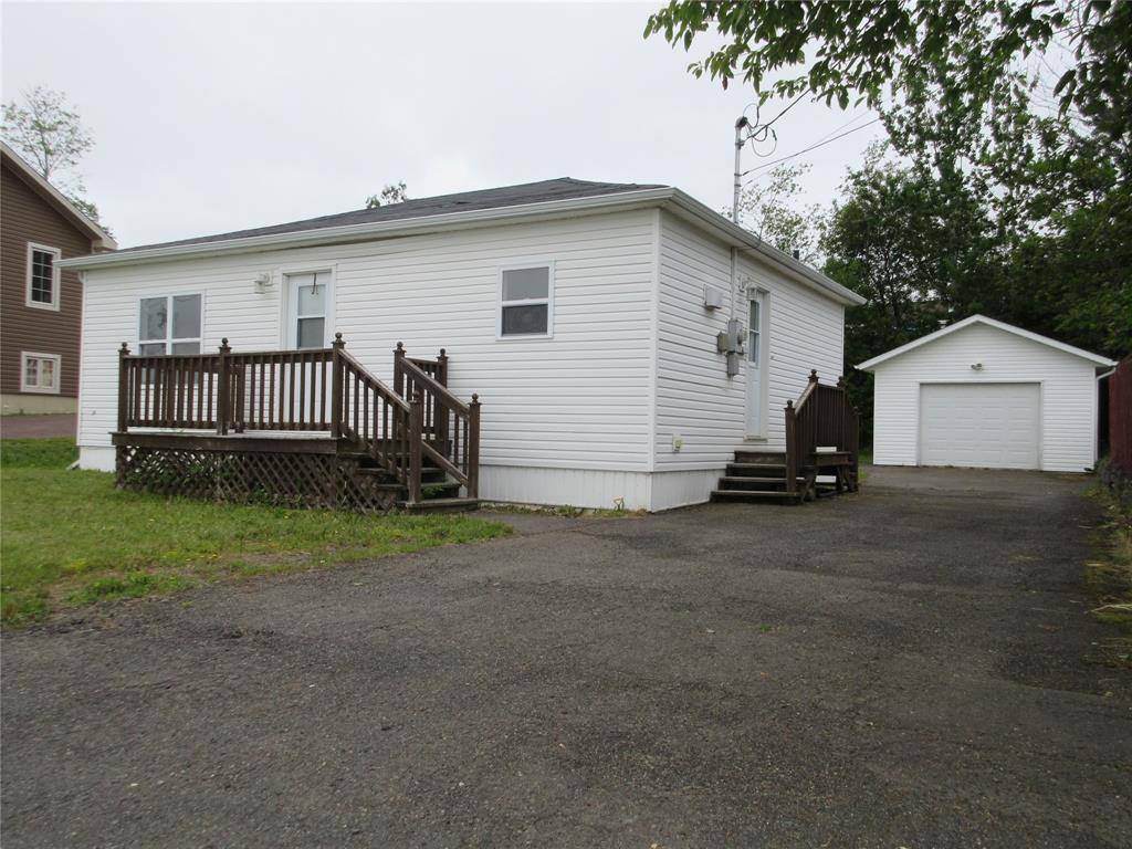34 Main Street, Grand Falls Windsor, NL A2B 1H8