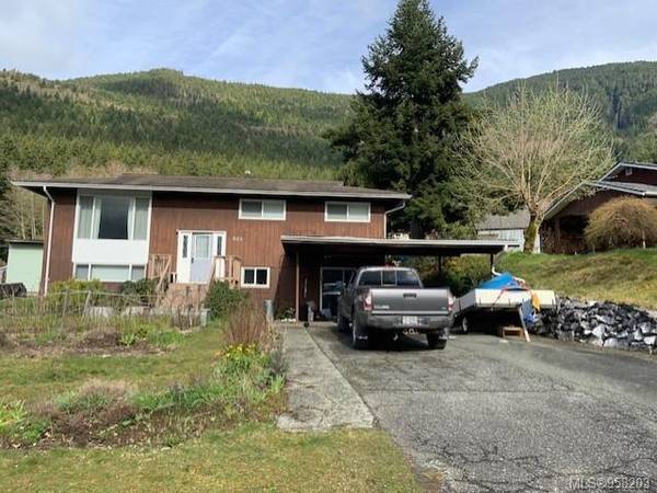 Port Alice, BC V0N 2N0,925 Haida Ave