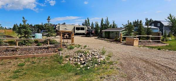 Pelican Point, AB T0B 0H0,617 Pintail Drive