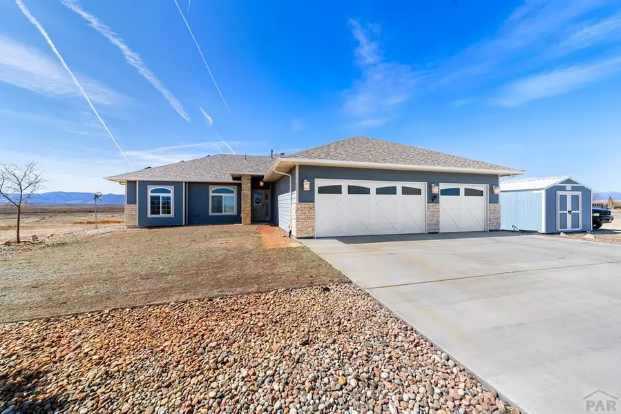 2581 Greenhorn View Dr, Pueblo West, CO 81007