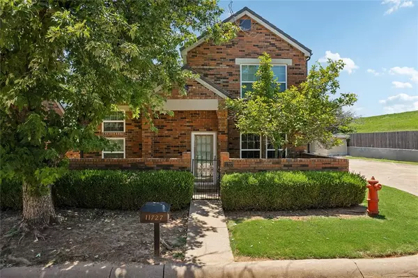 11727 Springhollow Road, Oklahoma City, OK 73120