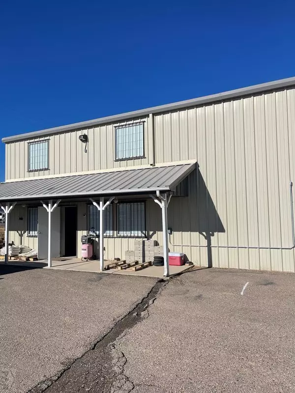 31 N Silicon Dr, Pueblo West, CO 81007