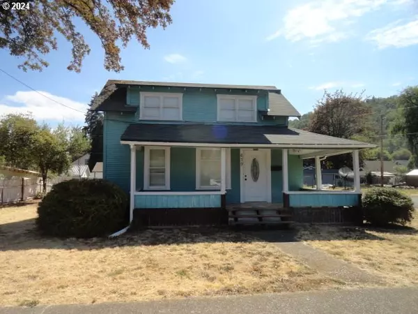 Roseburg, OR 97471,679 W UNION ST