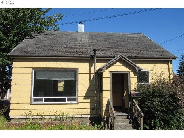 164 S 11TH ST, Coos Bay, OR 97420