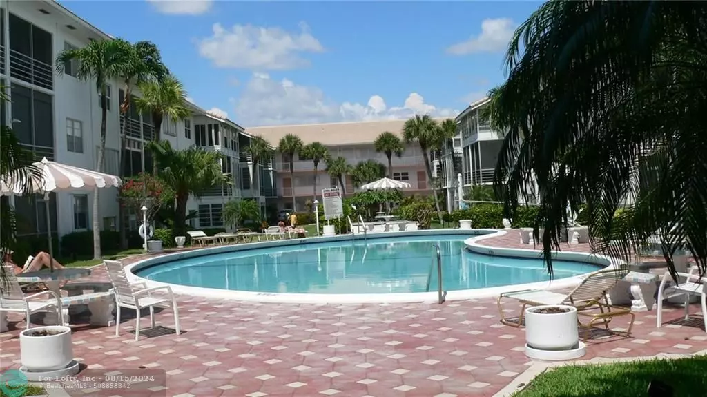 Pompano Beach, FL 33062,1461 S Ocean Blvd  #203