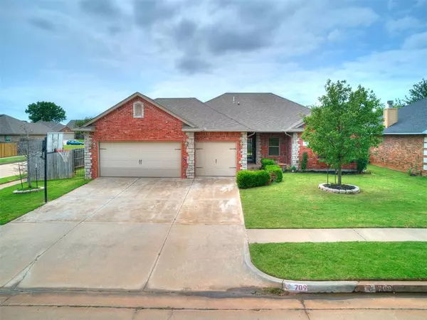 709 Blue Ridge Road, Moore, OK 73160