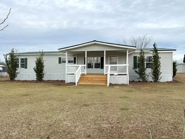 Hahira, GA 31620,100 Emerald Ln