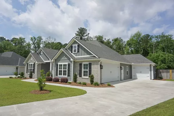 Hahira, GA 31632,4418 Giles Court