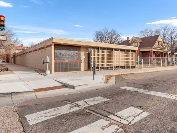 806 N Greenwood St, Pueblo, CO 81003