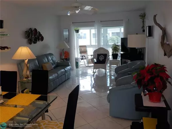 Lauderdale By The Sea, FL 33062,1461 S Ocean Blvd  #326