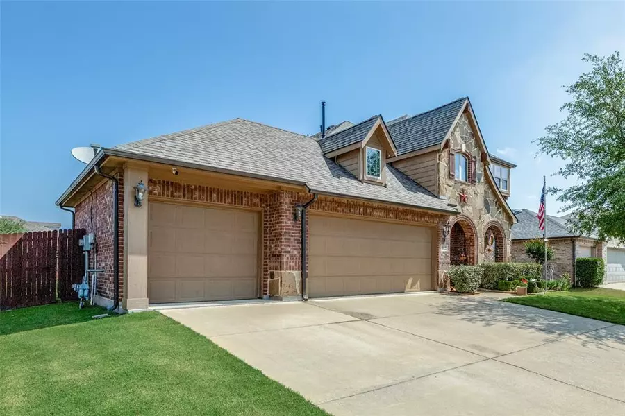 812 Honeywell Drive, Anna, TX 75409