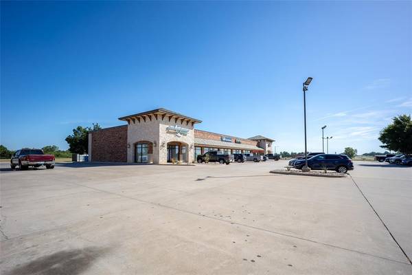 847 E Veterans Memorial Highway, Blanchard, OK 73010