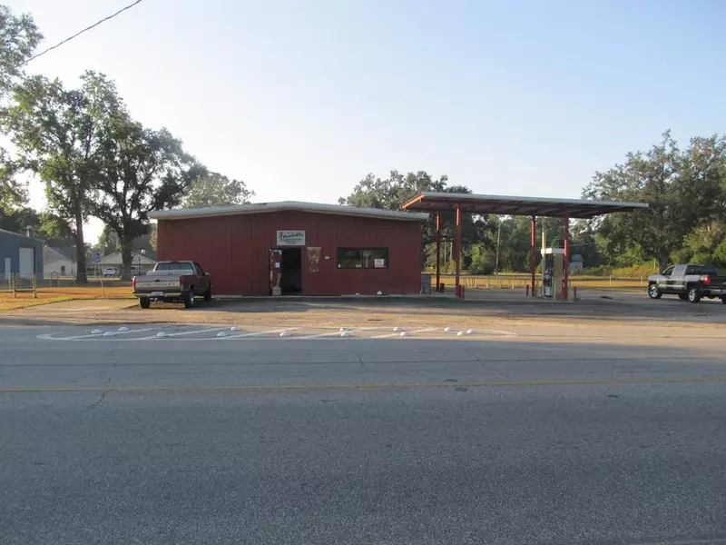 3225 Faceville Hwy, Bainbridge, GA 39818